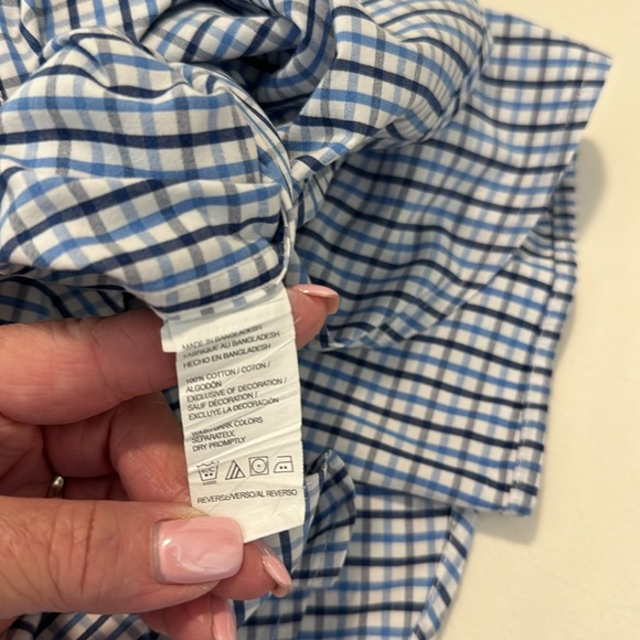 Men’s IZOD L/S button down shirt in a 3 different shades of blue plaid. 3XLT - Picture 8 of 8